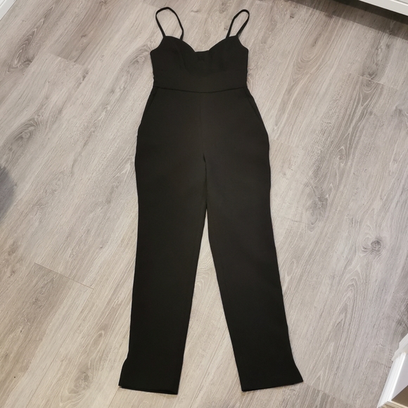 BCBG jumpsuit - Picture 4 of 7